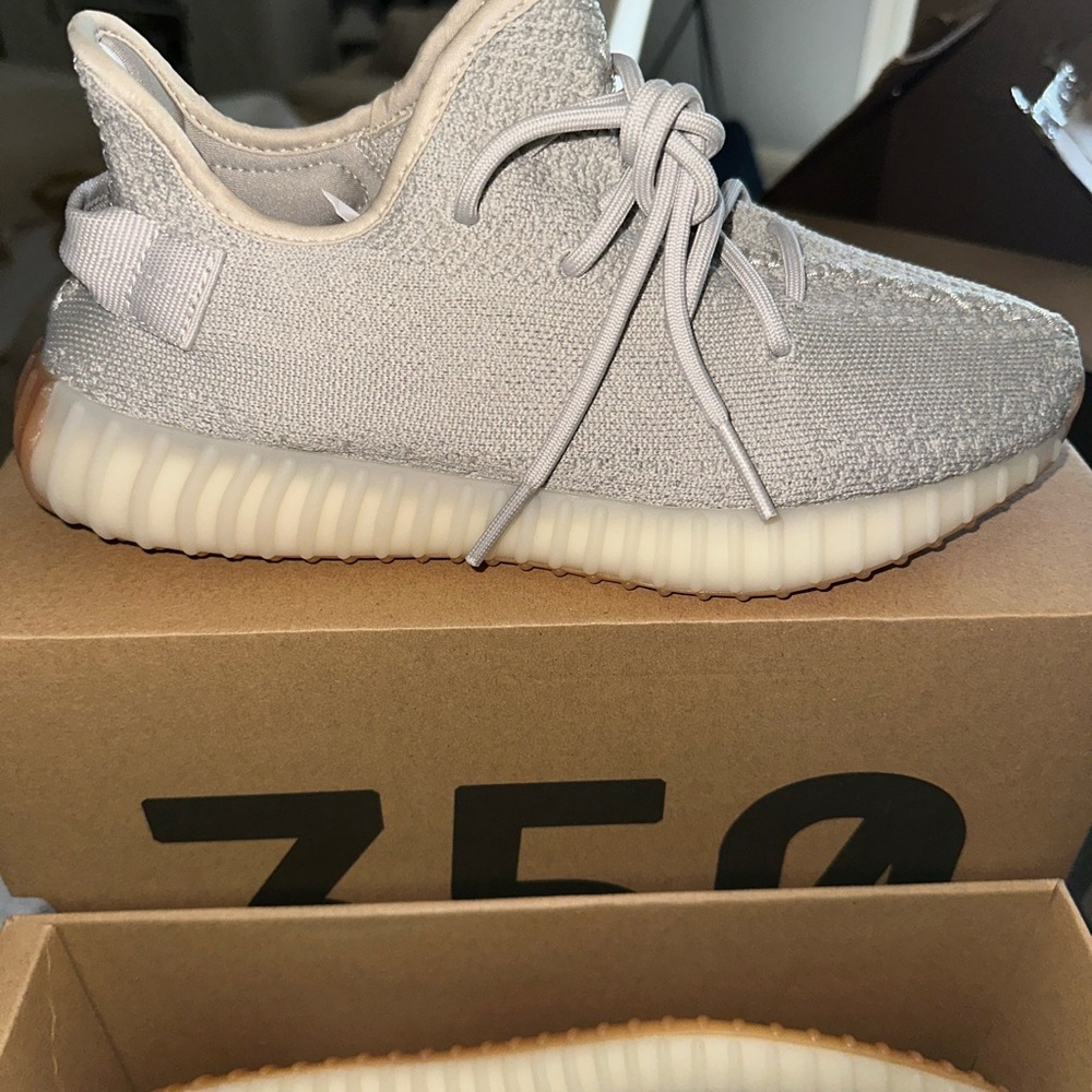 Yeezy Boost 350 V2 in Light Gray and Cream